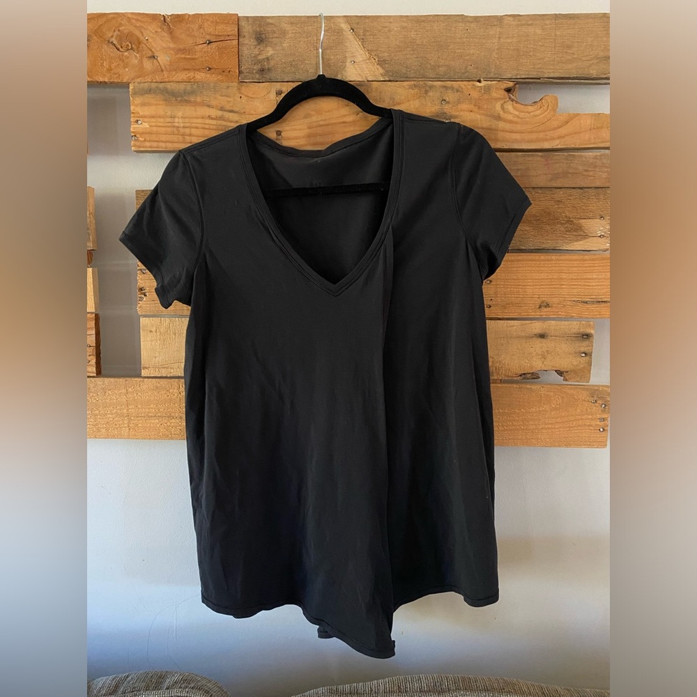 Lululemon size 8 crossover shirt
